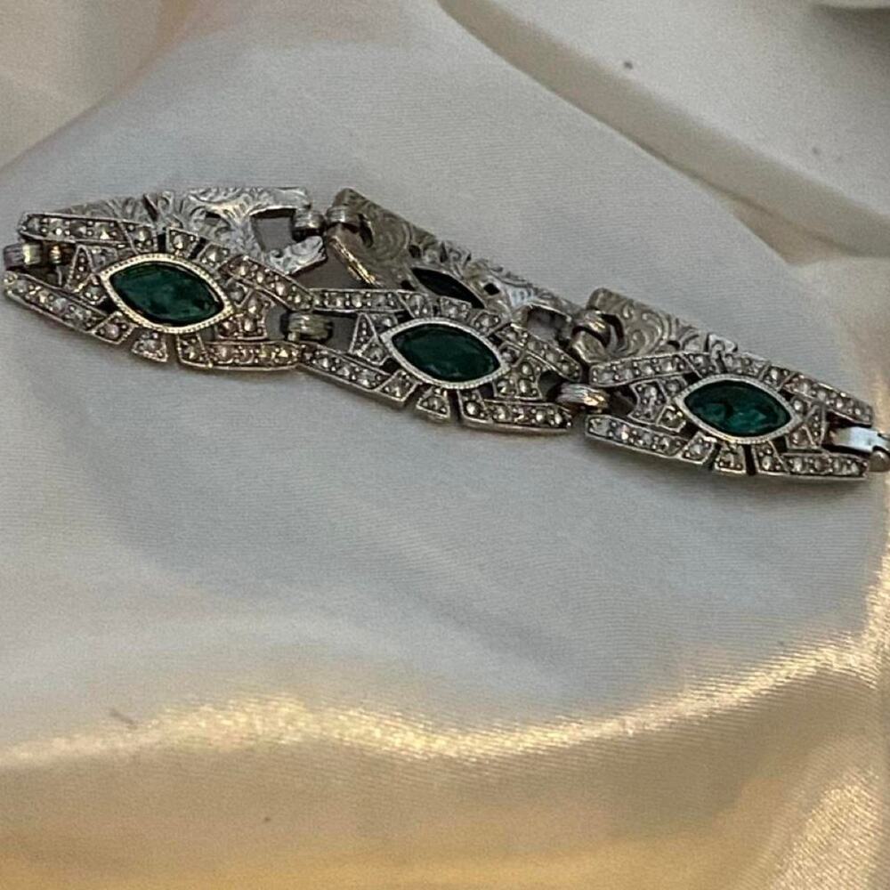 Vintage Rare Art Deco Revival Emerald Green Glass Bracelet Silver Tone Marcasite